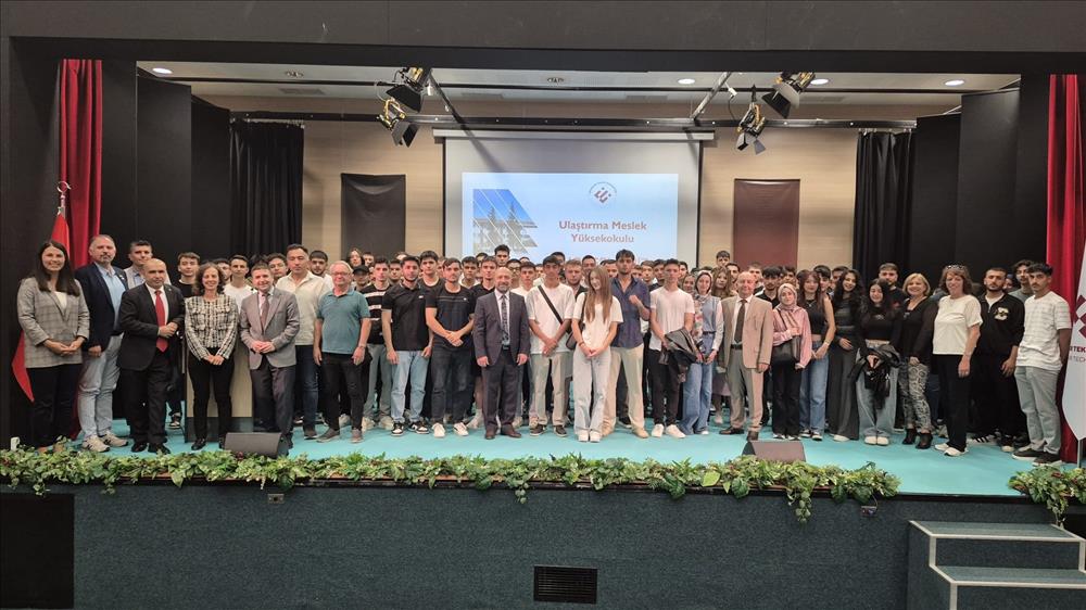 Yüksekokulumuza Yeni Kayıt Yaptıran Öğrencilerimiz İçin Oryantasyon Programı Düzenlendi