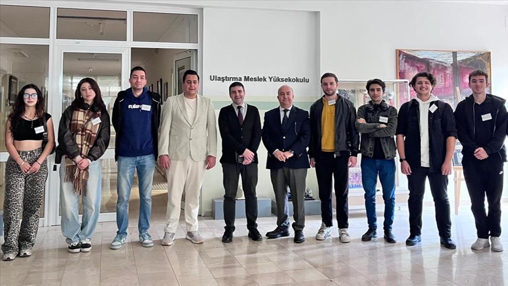 İŞKUR Gençlik Programı Kapsamında Öğrencilerle Toplantı Gerçekleştirildi