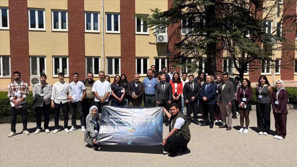 Niğde Ömer Halisdemir Üniversitesi Ulukışla MYO Öğrencilerinden Yüksekokulumuza Ziyaret